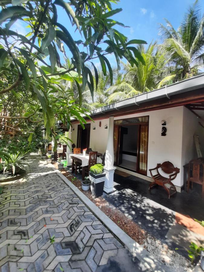 Susee Villa Bentota Exterior photo